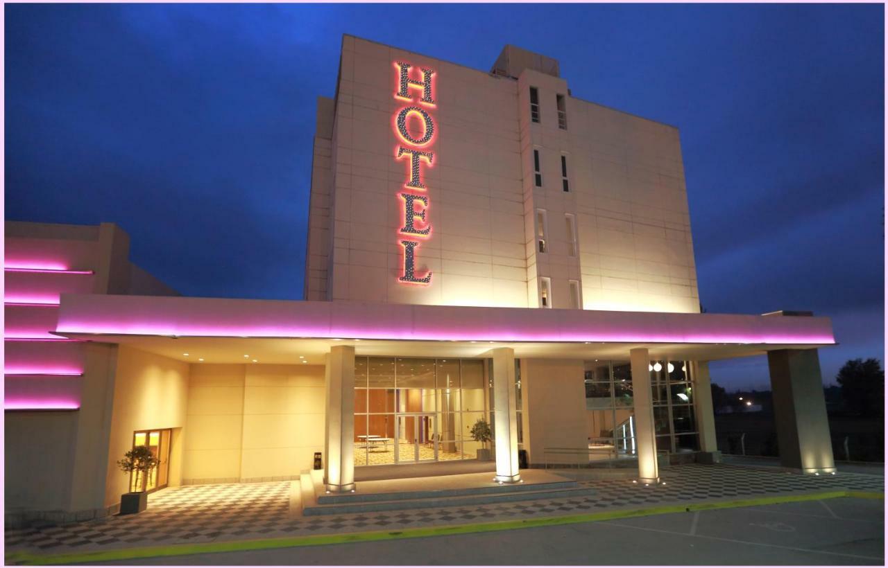 Hotel Y Casino Del Rio - Чиполлетти Экстерьер фото